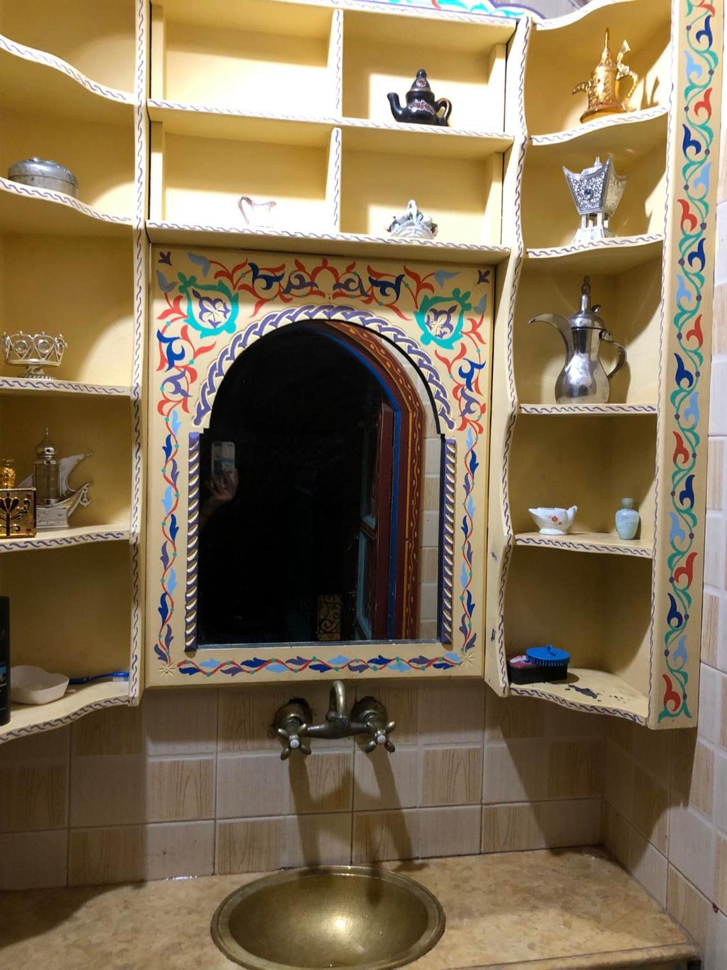 Razoli Sidi Fateh Riad Rabat