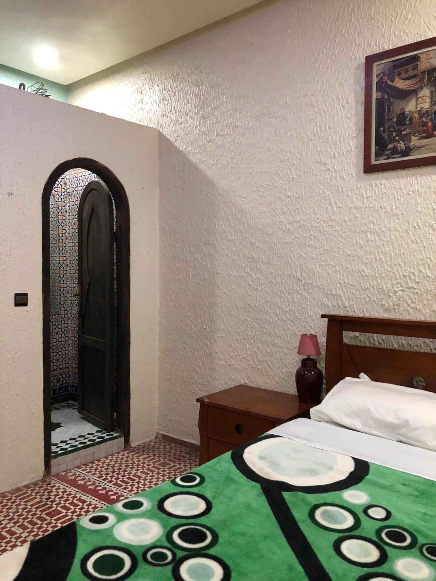Razoli Sidi Fateh Riad Rabat