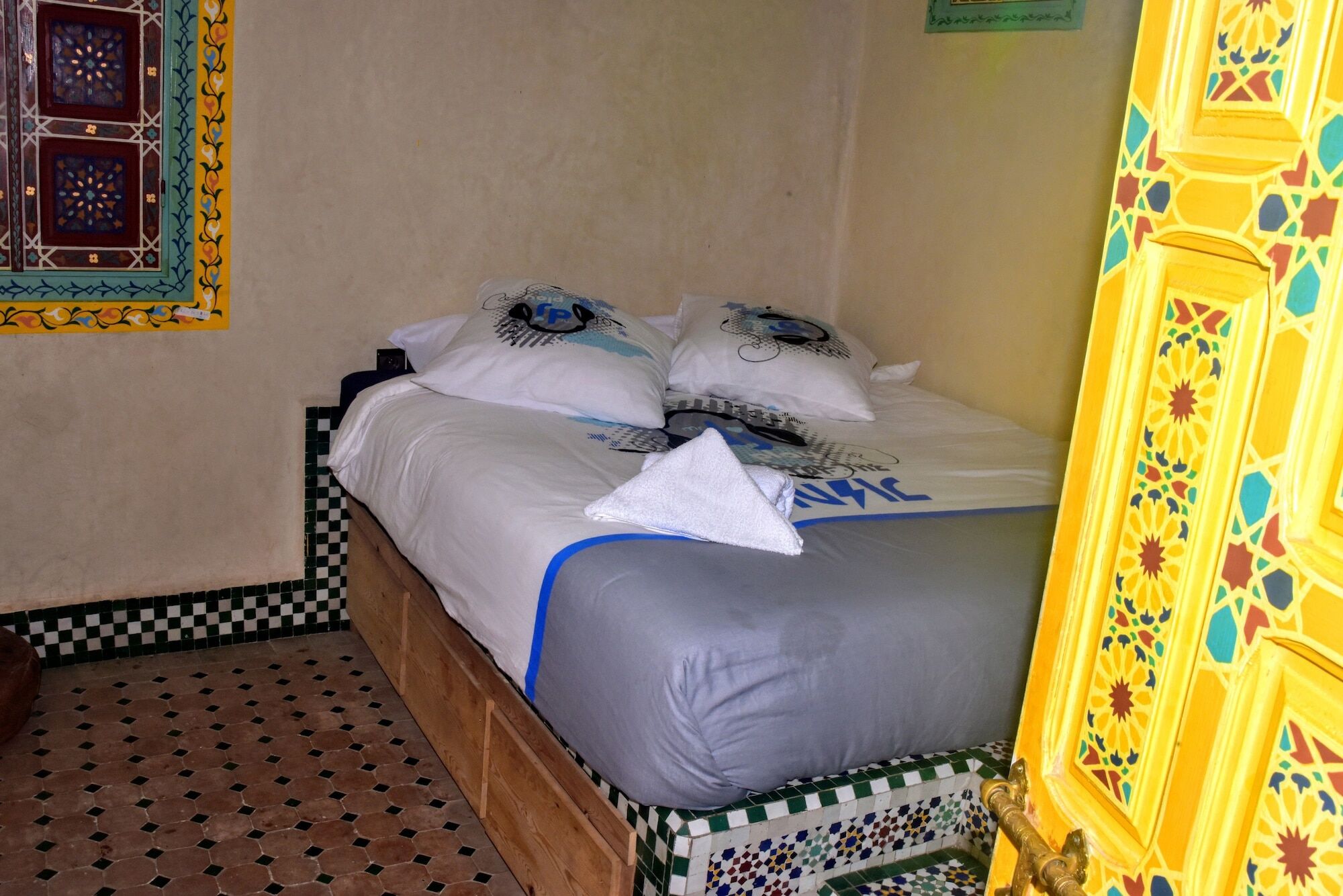 Razoli Sidi Fateh Riad Rabat